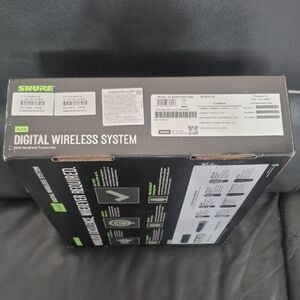 Shure Digital Wireless System Box - Black with Green Accents